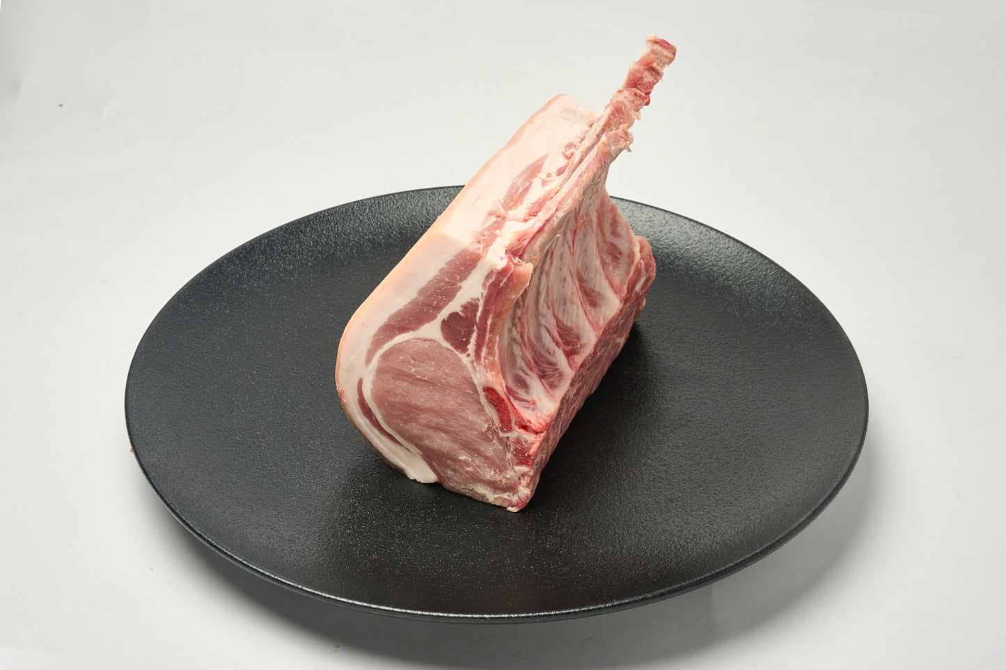 Pasture-raised pork cutlet rack